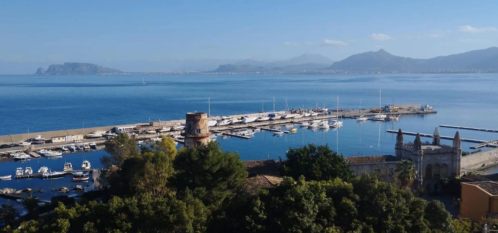Appartamento Rineddahouse Arenella - Vista Mare Panoramica A Palermo Con Parcheggio Privato