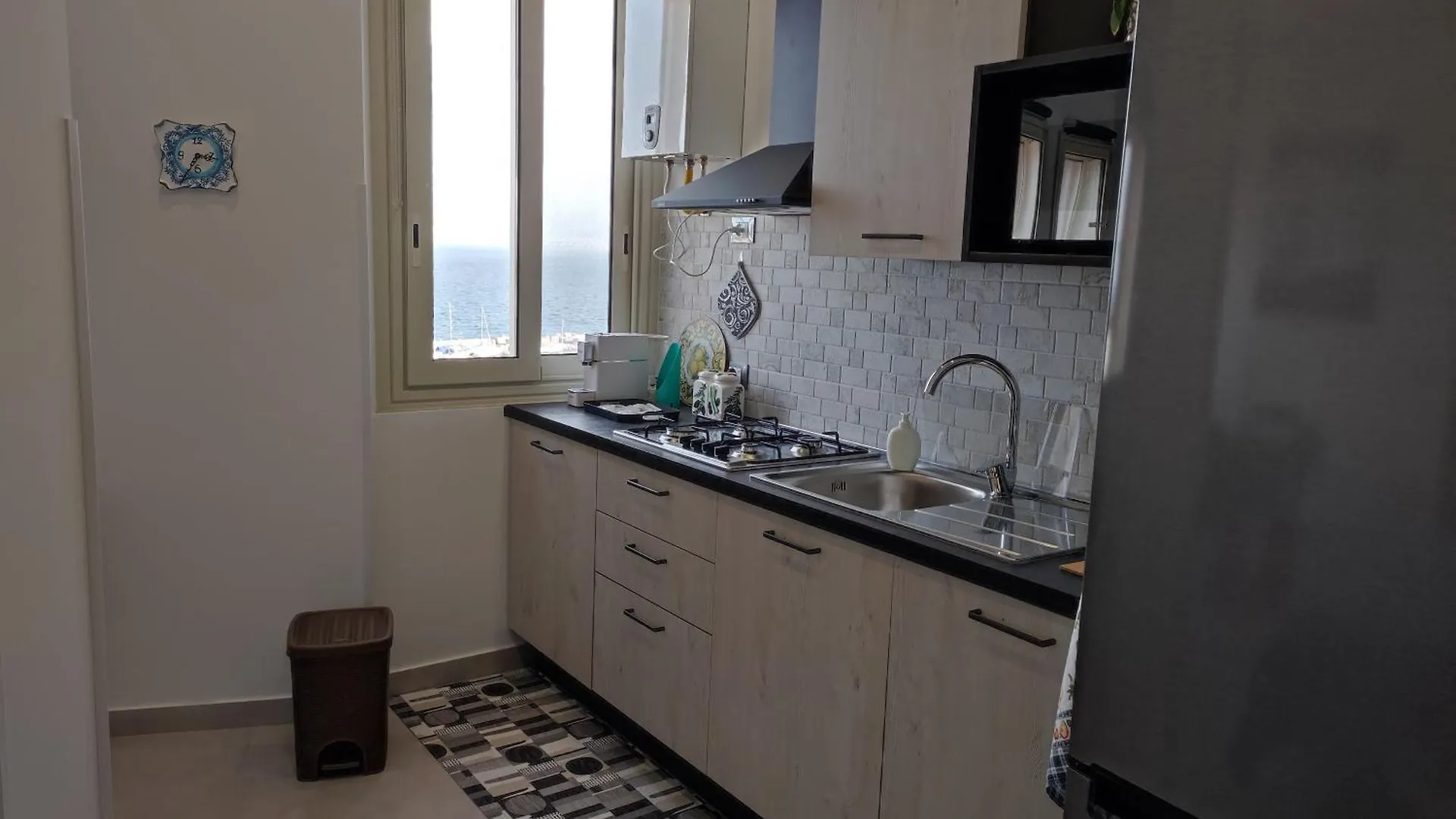 Appartamento Rineddahouse Arenella - Vista Mare Panoramica A Palermo Con Parcheggio Privato