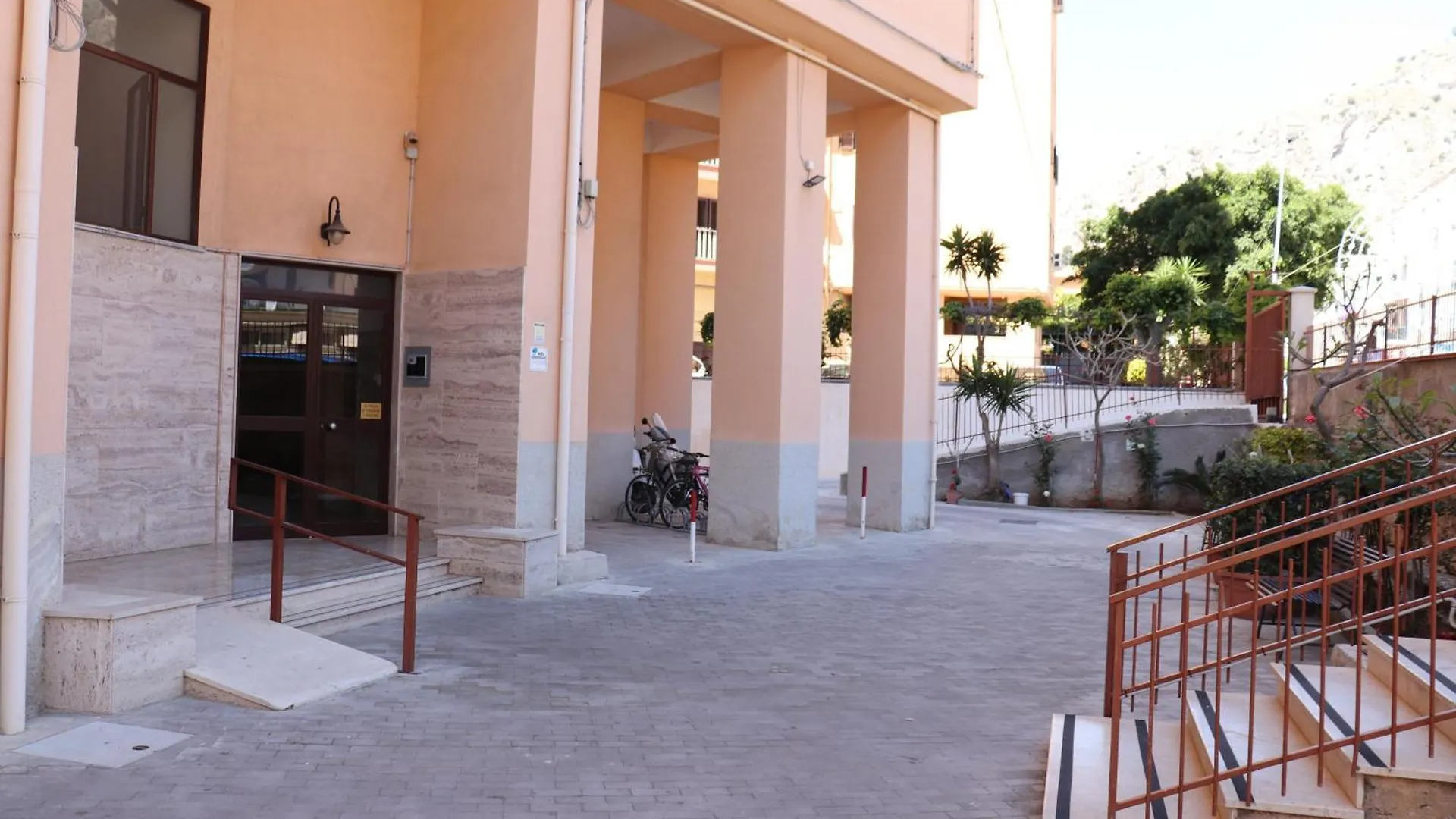 Rineddahouse Arenella - Vista Mare Panoramica A Palermo Con Parcheggio Privato Lägenhet