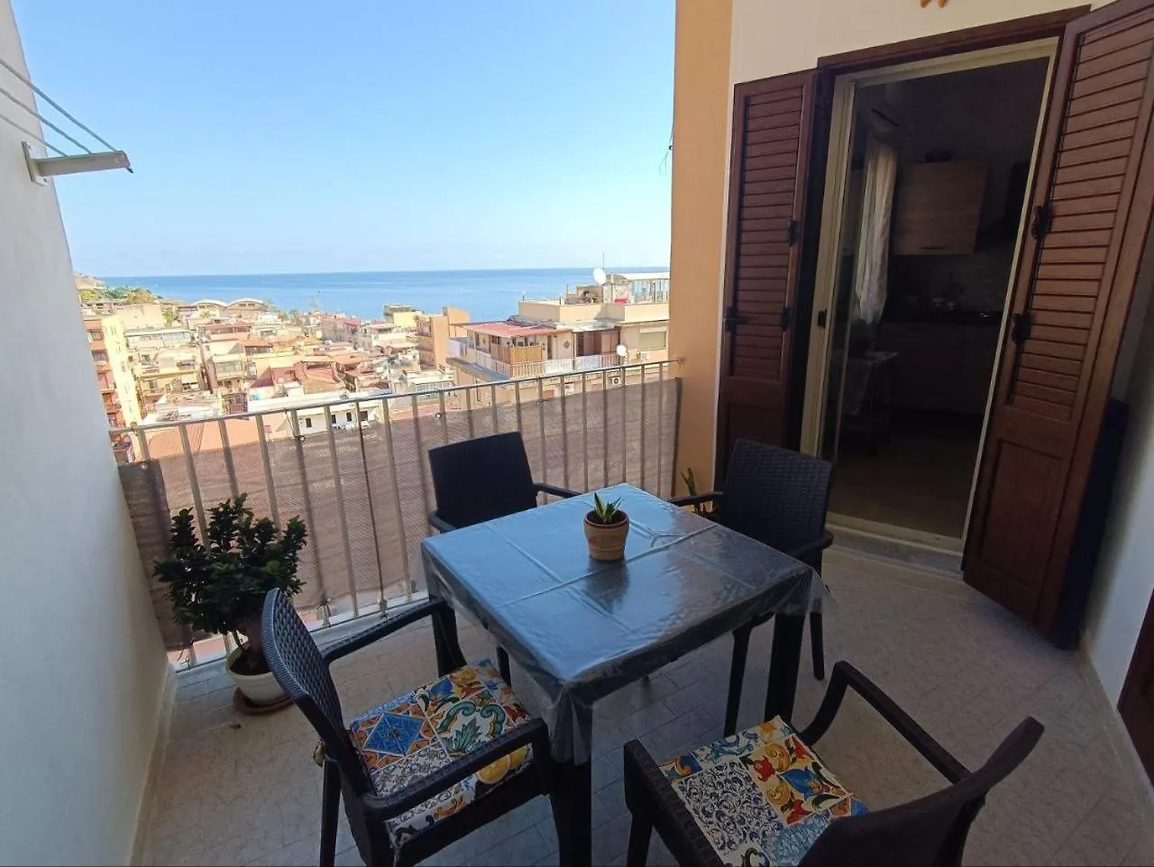 Appartamento Rineddahouse Arenella - Vista Mare Panoramica A Palermo Con Parcheggio Privato