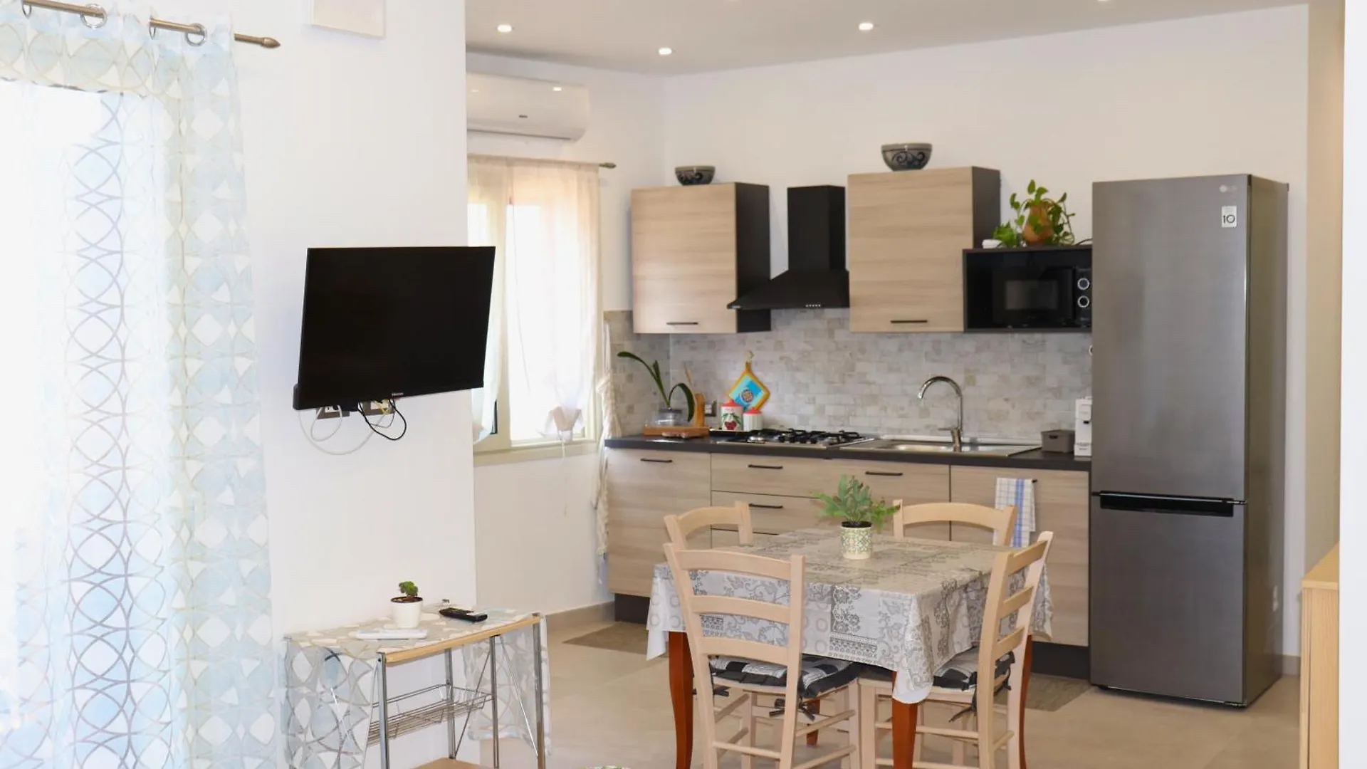 Rineddahouse Panoramico Vista Mare Con Parcheggio Privato Apartment Palermo