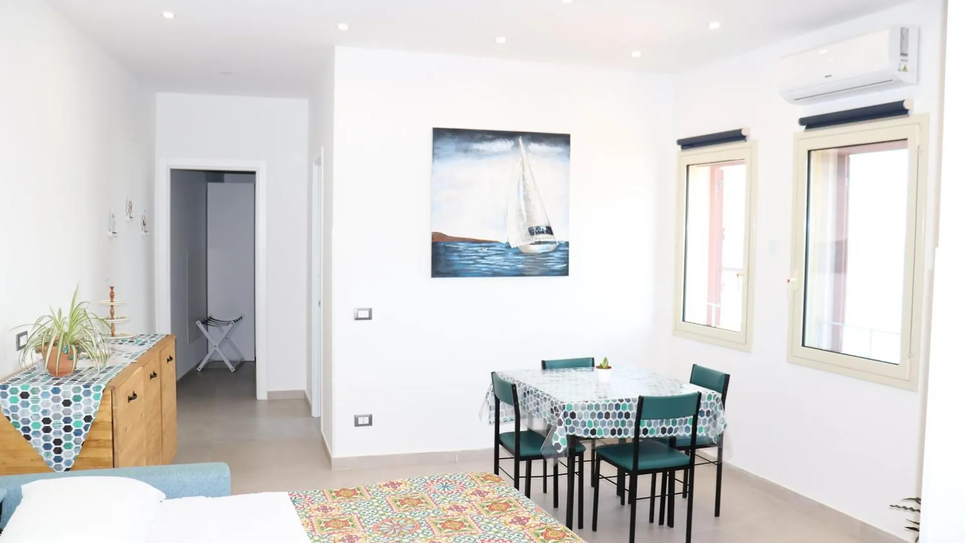 Rineddahouse Arenella - Vista Mare Panoramica A Palermo Con Parcheggio Privato Lägenhet
