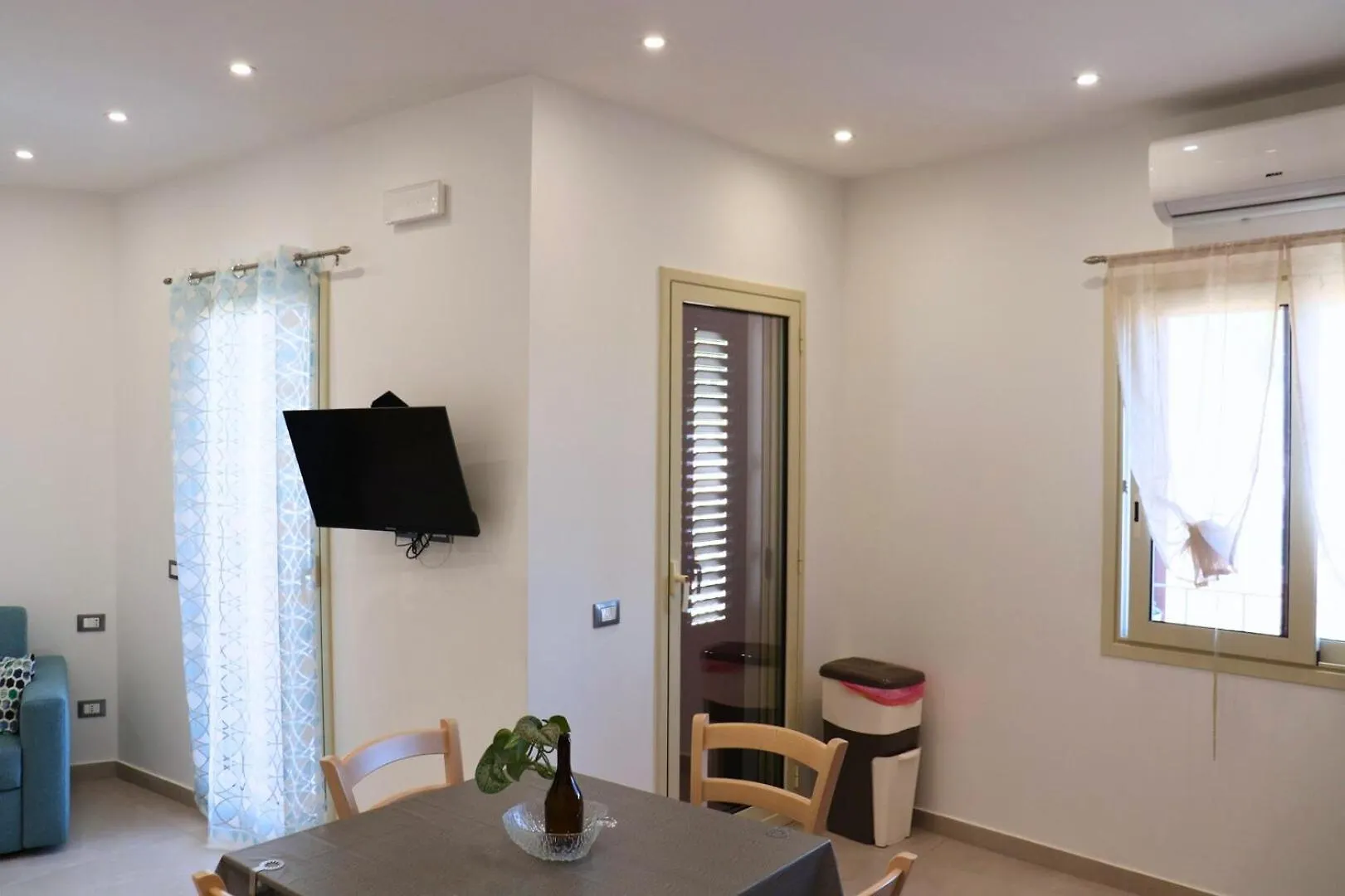 Appartamento Rineddahouse Arenella - Vista Mare Panoramica A Palermo Con Parcheggio Privato