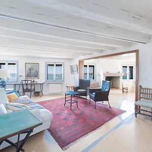 https://ca-laguna-stunning-views-on-bacino-di-san-marco.hotelslidodijesolo.com